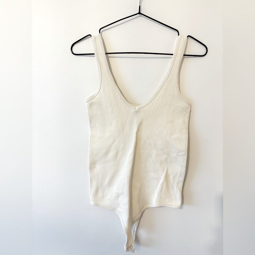 * 3 FOR $20 * Intimately FP by Free People Seamless Ribbed Bodysuit –XS/S